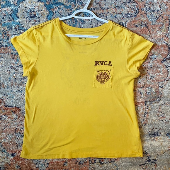 RVCA Tops - RVCA yellow tiger tee